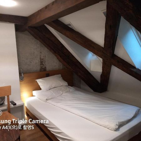 Hotel Lestelle - Self Check-In Люцерн Экстерьер фото