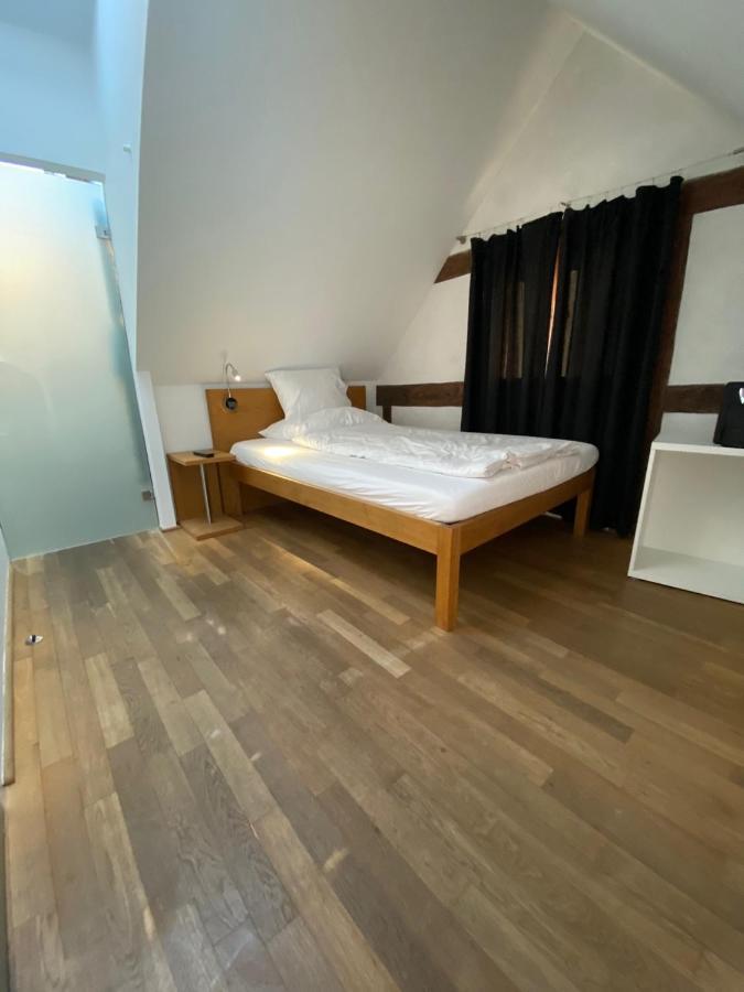 Hotel Lestelle - Self Check-In Люцерн Экстерьер фото