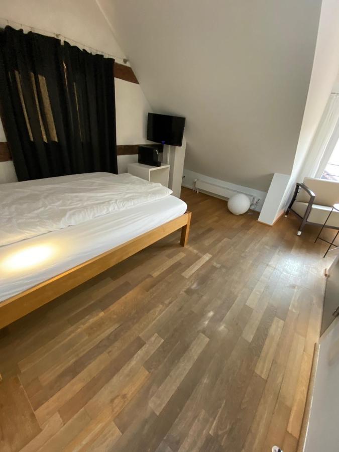 Hotel Lestelle - Self Check-In Люцерн Экстерьер фото